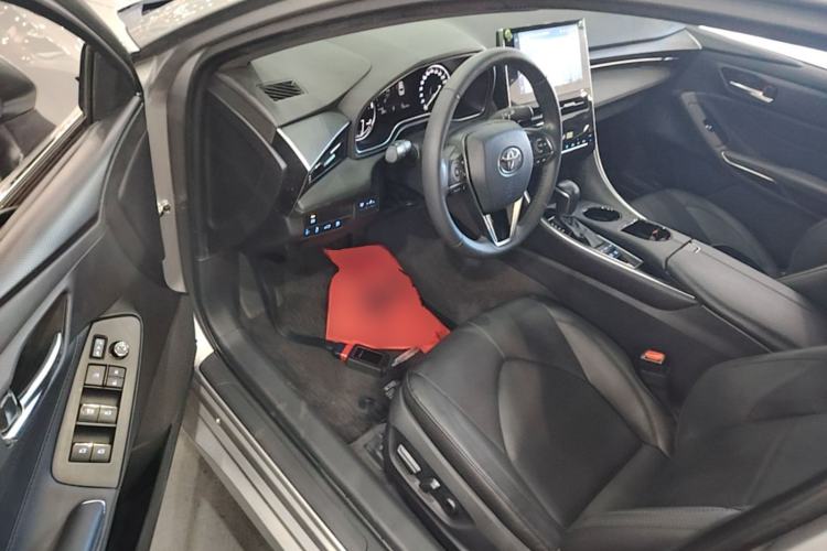 Used Toyota Avalon 2022 Dual-Engine 2.5L Luxury Edition Driver Seat