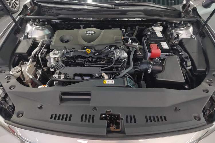Used Toyota Avalon 2022 2.5L Luxury Edition Engine Bay