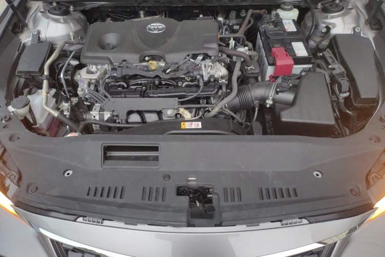 Used Toyota Avalon 2022 2.5L Luxury Edition Engine Bay