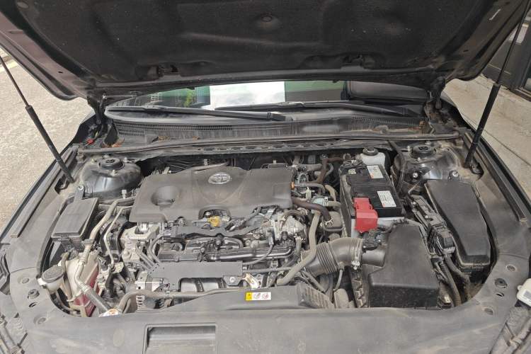 Used Toyota Avalon 2022 2.5L Luxury Edition Engine Bay