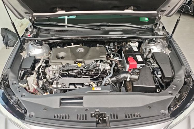 Used Toyota Avalon 2022 2.5L Luxury Edition Engine Bay