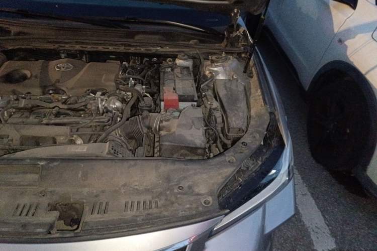 Used Toyota Avalon 2022 2.5L Luxury Edition Engine Bay Left