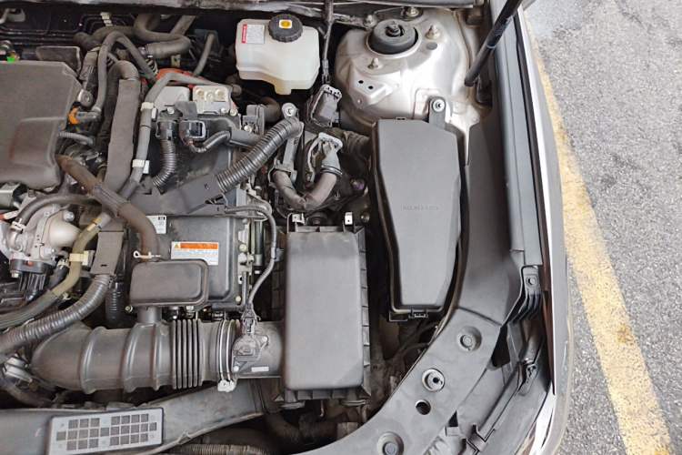 Used Toyota Avalon 2022 Dual-Engine 2.5L Luxury Edition Engine Bay Left