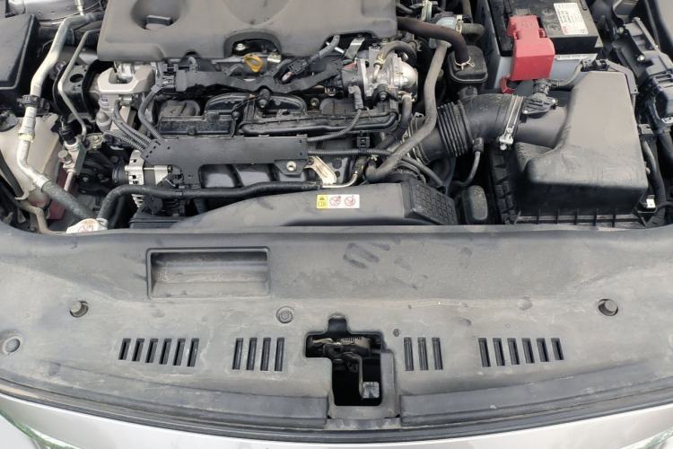 Used Toyota Avalon 2022 2.5L Luxury Edition Engine Bay