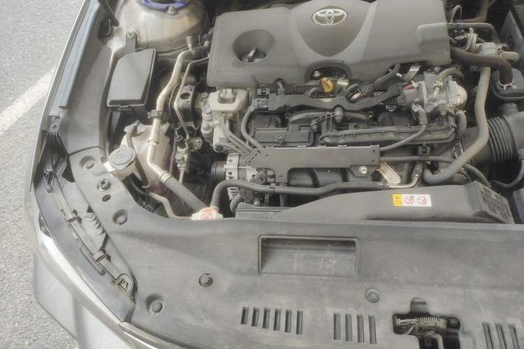 Used Toyota Avalon 2022 2.5L Luxury Edition Engine Bay Right