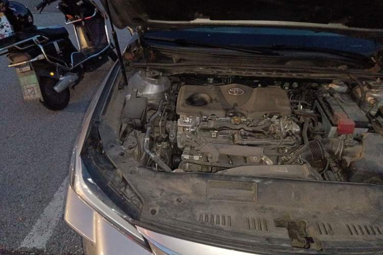 Used Toyota Avalon 2022 2.5L Luxury Edition Engine Bay Right