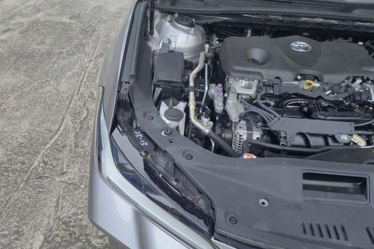 Used Toyota Avalon 2022 2.5L Luxury Edition Engine Bay Right