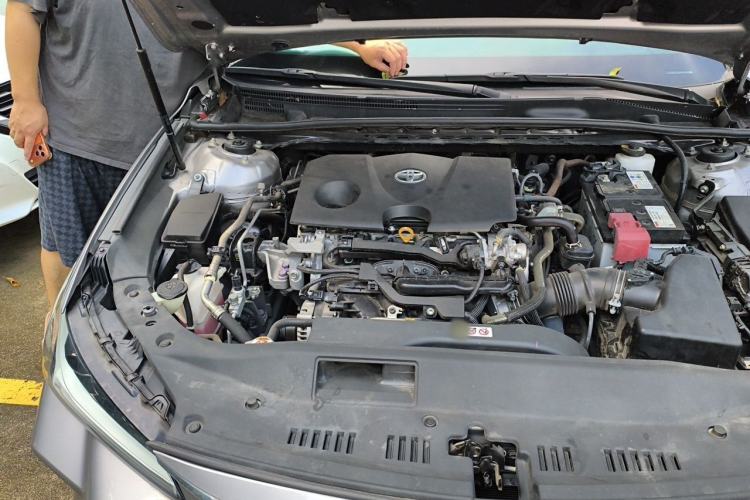 Used Toyota Avalon 2022 2.0L XLE Premium Edition Engine Bay Right