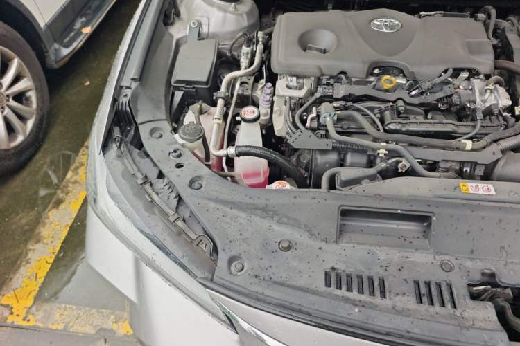 Used Toyota Avalon 2022 Dual-Engine 2.5L Luxury Edition Engine Bay Right