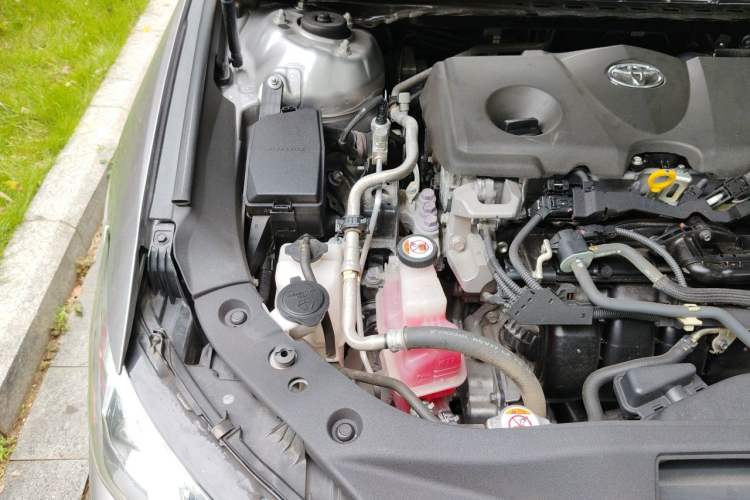 Used Toyota Avalon 2022 Dual-Engine 2.5L Luxury Edition Engine Bay Right