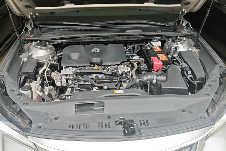 Used Toyota Avalon 2022 2.0L Luxury Edition Engine Bay