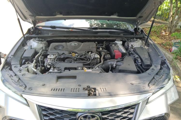 Used Toyota Avalon 2022 2.5L Luxury Edition Engine Bay