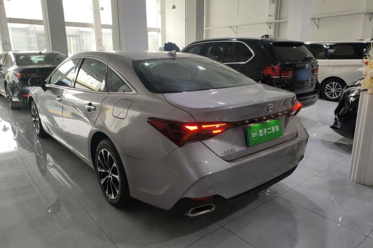 Used Toyota Avalon 2022 2.0L Luxury Edition Exterior 2