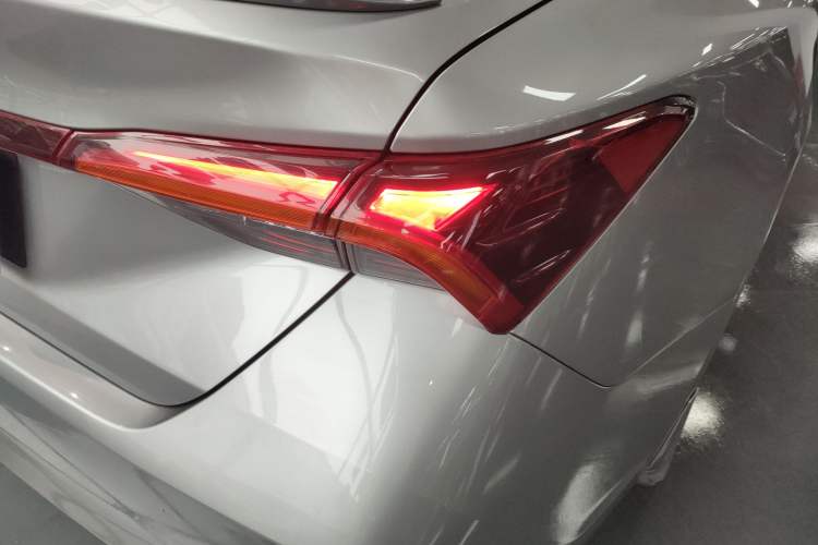 Used Toyota Avalon 2022 2.0L XLE Premium Edition Exterior 3