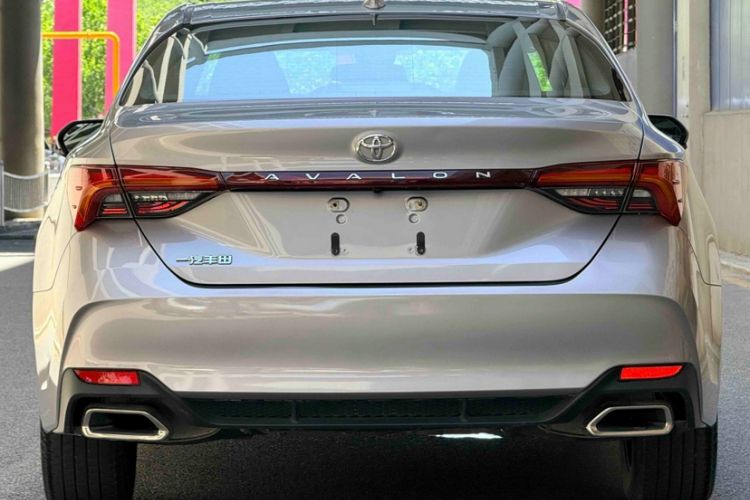 Used Toyota Avalon 2022 2.0L Luxury Edition Exterior 4