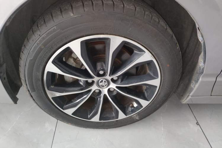 Used Toyota Avalon 2022 2.0L Luxury Edition Exterior 4