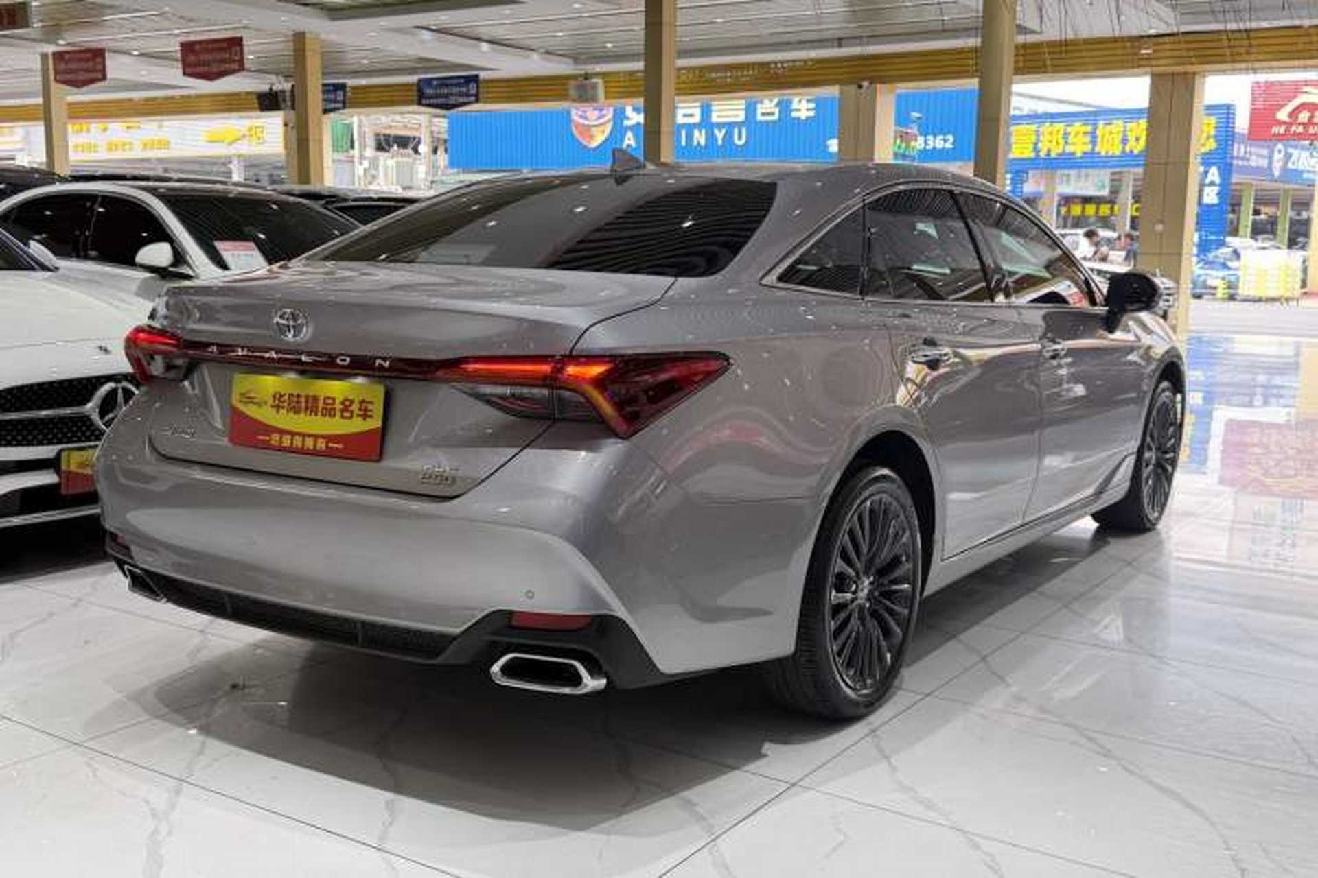 Used Toyota Avalon 2022 2.0L XLE Premium Edition Exterior 5