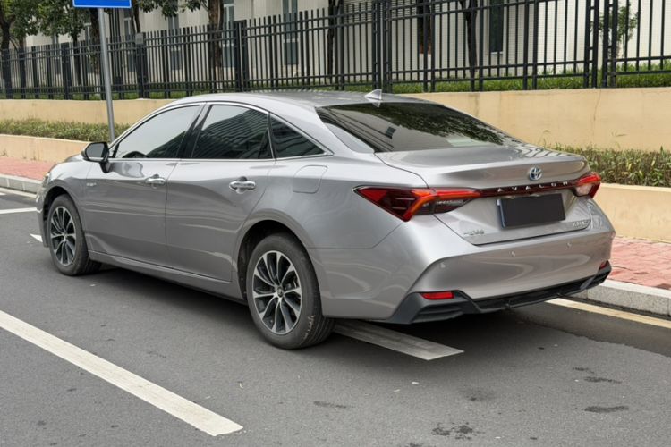 Used Toyota Avalon 2022 Dual-Engine 2.5L Luxury Edition Exterior 5