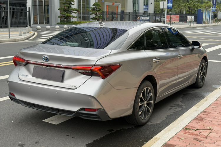 Used Toyota Avalon 2022 Dual-Engine 2.5L Luxury Edition Exterior 8