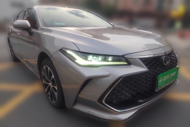 Used Toyota Avalon 2022 2.5L Luxury Edition Front Right 45 Deg