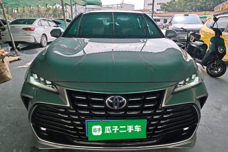 Used Toyota Avalon 2022 Dual-Engine 2.5L Luxury Edition Front