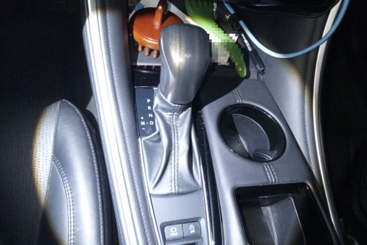 Used Toyota Avalon 2022 2.0L Luxury Edition Gear Lever