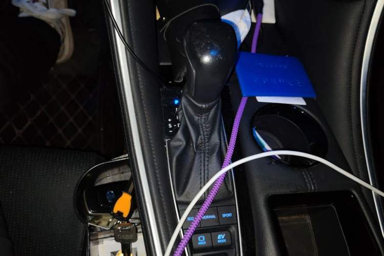 Used Toyota Avalon 2022 Dual-Engine 2.5L Luxury Edition Gear Lever
