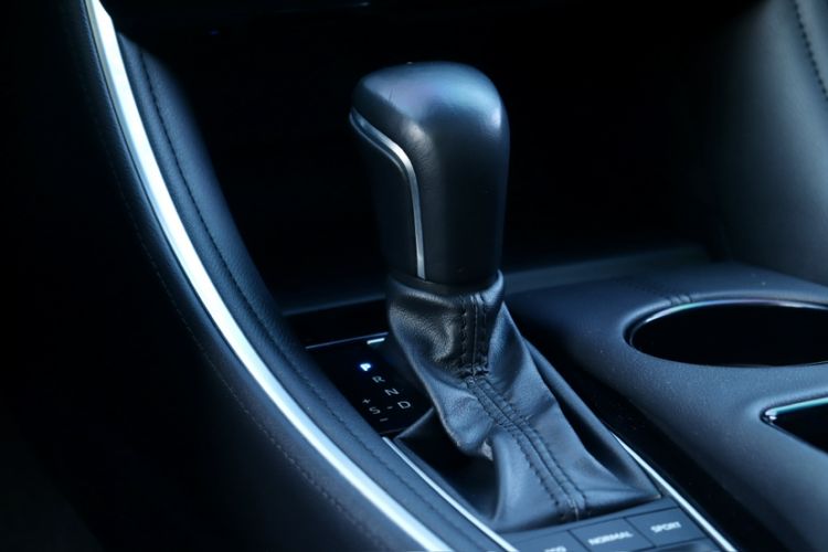 Used Toyota Avalon 2022 Dual-Engine 2.5L Luxury Edition Gear Lever