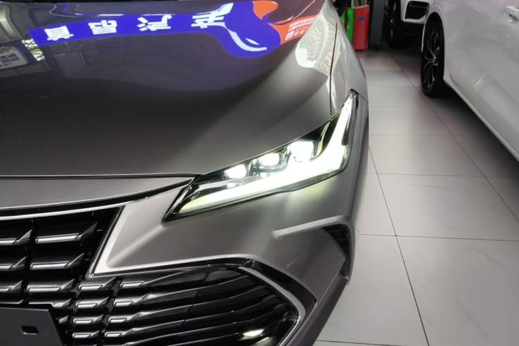 Used Toyota Avalon 2022 Dual-Engine 2.5L Luxury Edition Left Front Headlight