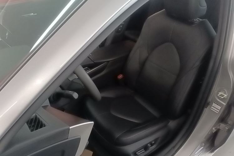 Used Toyota Avalon 2022 2.0L Luxury Edition Left Front Seat