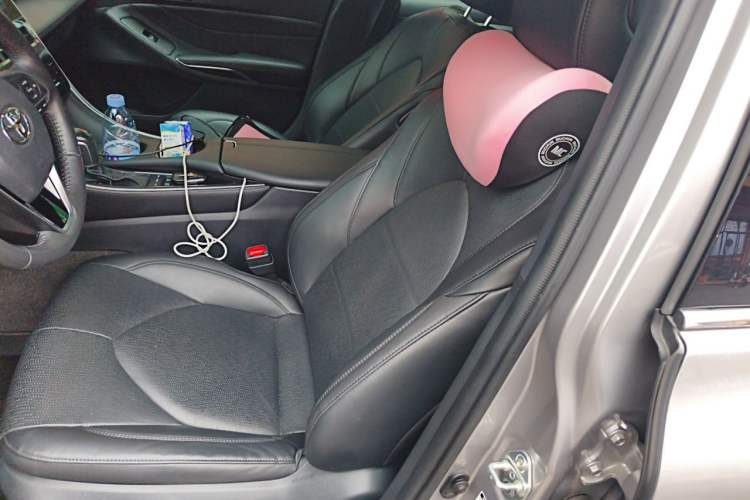 Used Toyota Avalon 2022 Dual-Engine 2.5L Luxury Edition Left Front Seat