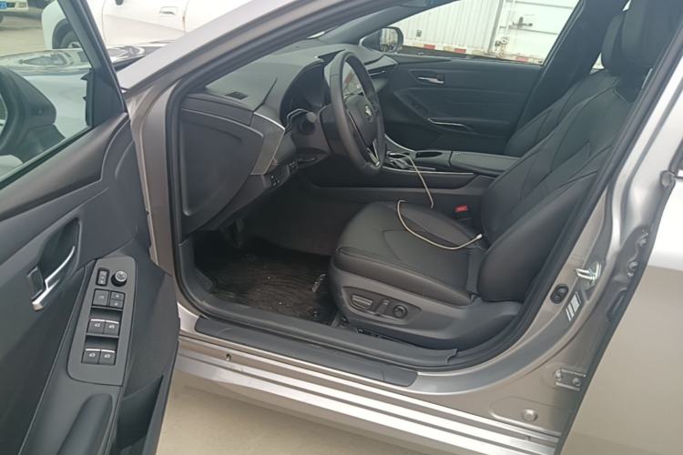 Used Toyota Avalon 2022 2.0L Luxury Edition Left Front Seat