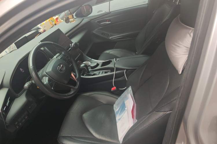 Used Toyota Avalon 2022 2.5L Luxury Edition Left Front Seat