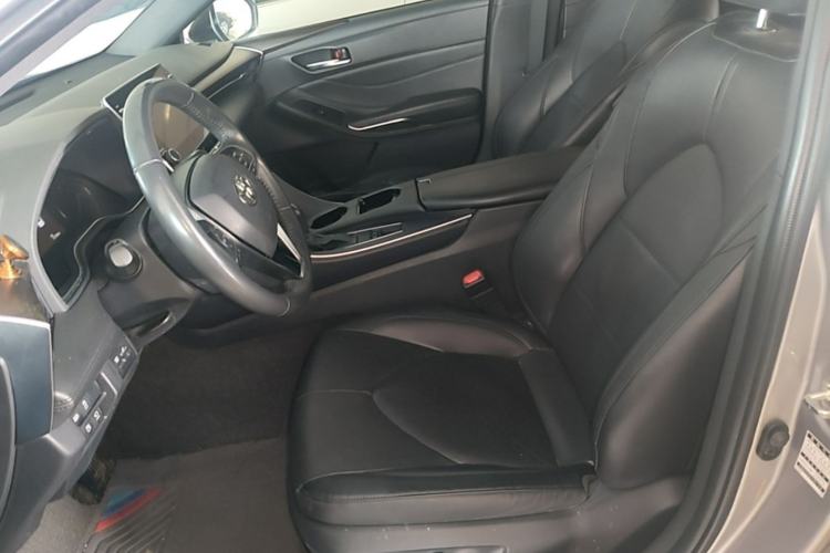 Used Toyota Avalon 2022 2.0L XLE Premium Edition Left Front Seat