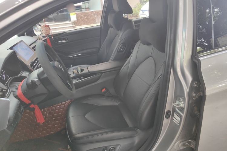 Used Toyota Avalon 2022 2.0L Luxury Edition Left Front Seat