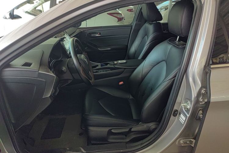 Used Toyota Avalon 2022 2.0L Ambition Edition Left Front Seat