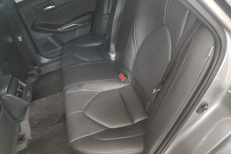 Used Toyota Avalon 2022 2.0L Luxury Edition Left Rear Seat