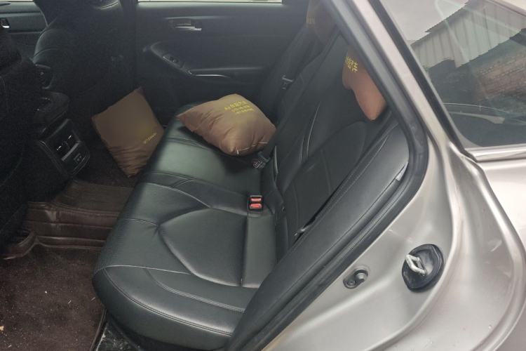 Used Toyota Avalon 2022 Dual-Engine 2.5L Luxury Edition Left Rear Seat