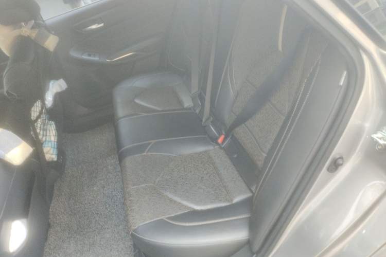 Used Toyota Avalon 2022 2.5L Luxury Edition Left Rear Seat
