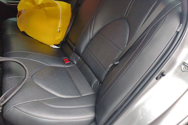 Used Toyota Avalon 2022 Dual-Engine 2.5L Luxury Edition Left Rear Seat