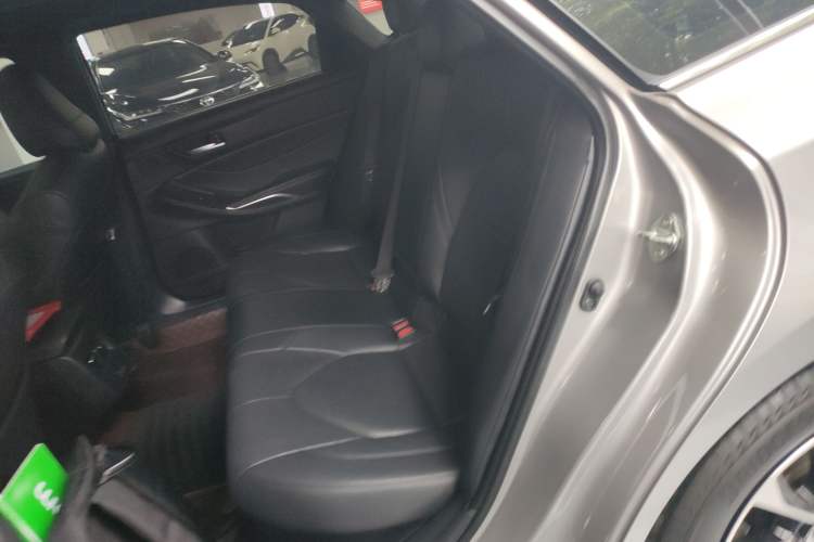 Used Toyota Avalon 2022 Dual-Engine 2.5L Luxury Edition Left Rear Seat