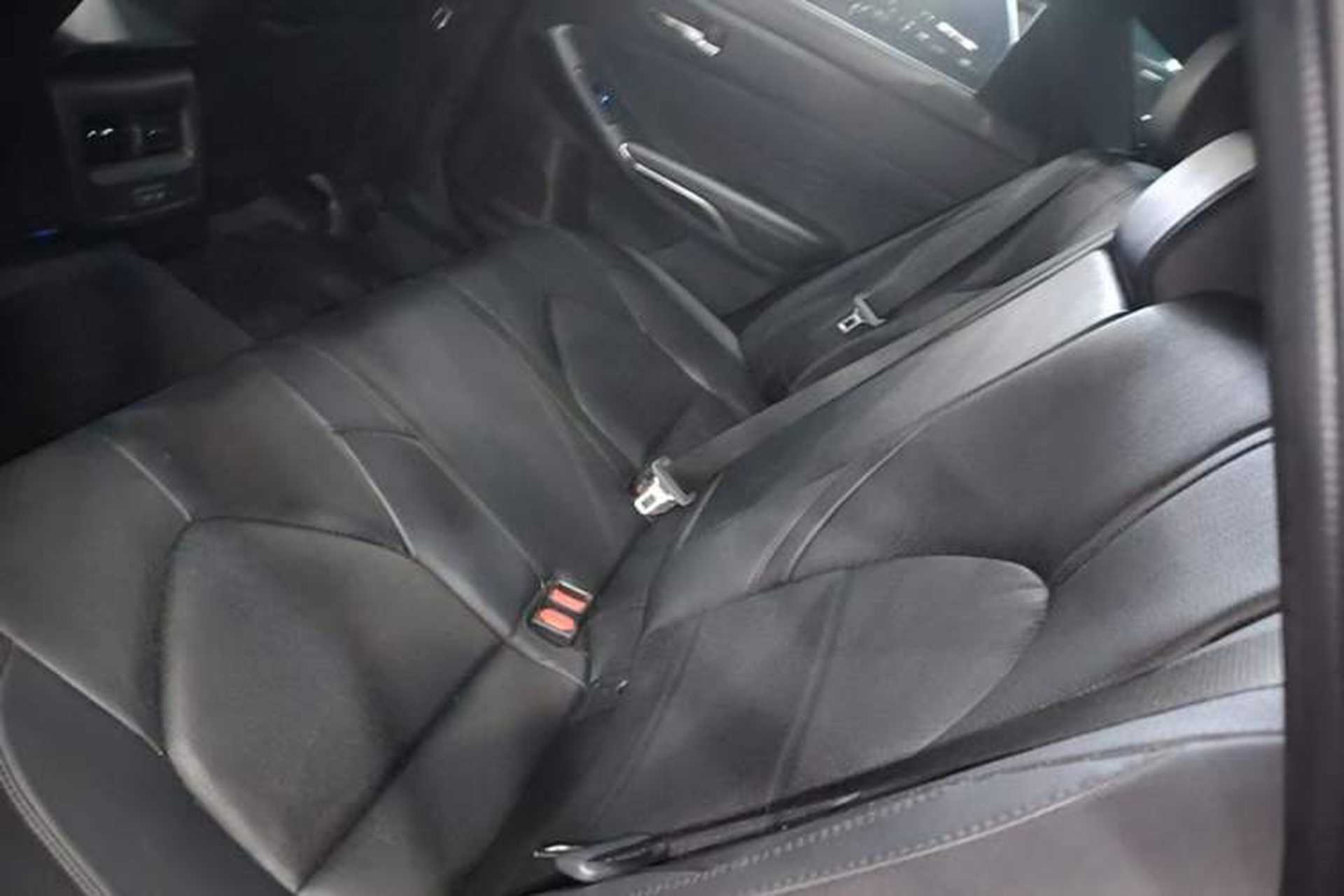 Used Toyota Avalon 2022 Dual-Engine 2.5L Luxury Edition Left Rear Seat