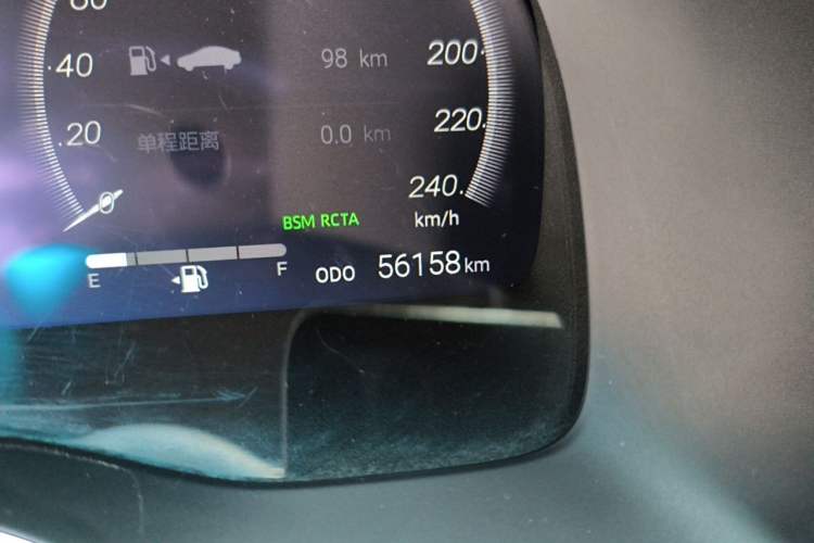Used Toyota Avalon 2022 2.0L XLE Premium Edition Odometer Close Up