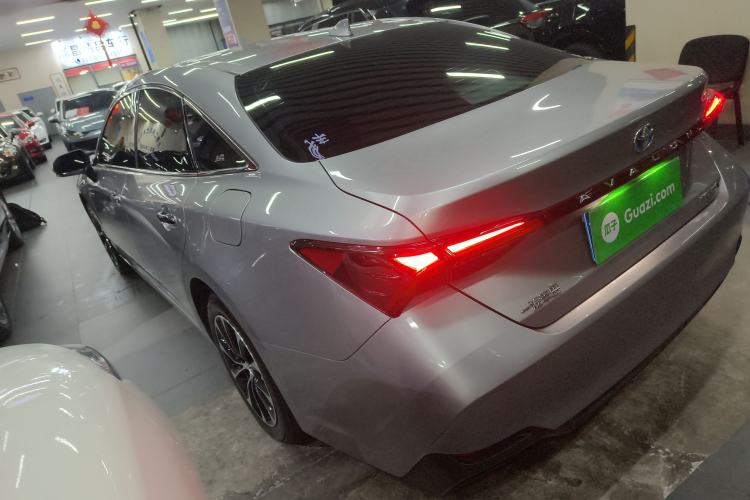 Used Toyota Avalon 2022 Dual-Engine 2.5L Luxury Edition Rear Left 45 Deg
