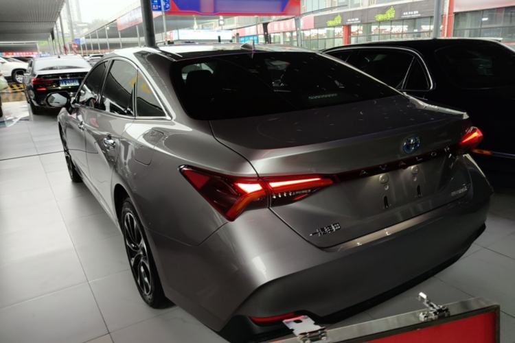 Used Toyota Avalon 2022 Dual-Engine 2.5L Luxury Edition Rear Left 45 Deg