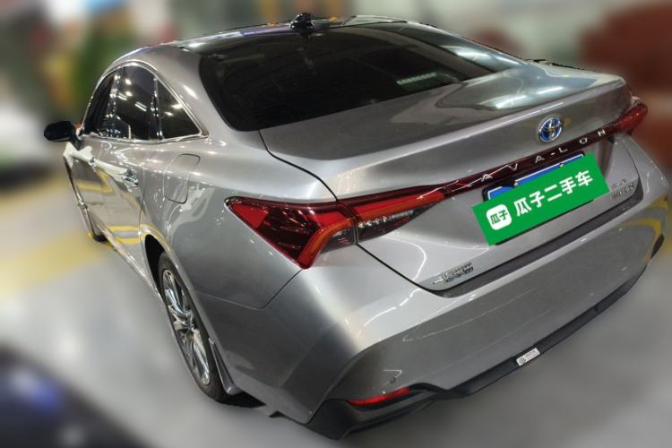Used Toyota Avalon 2022 Dual-Engine 2.5L XLE Premium Edition Rear Left 45 Deg