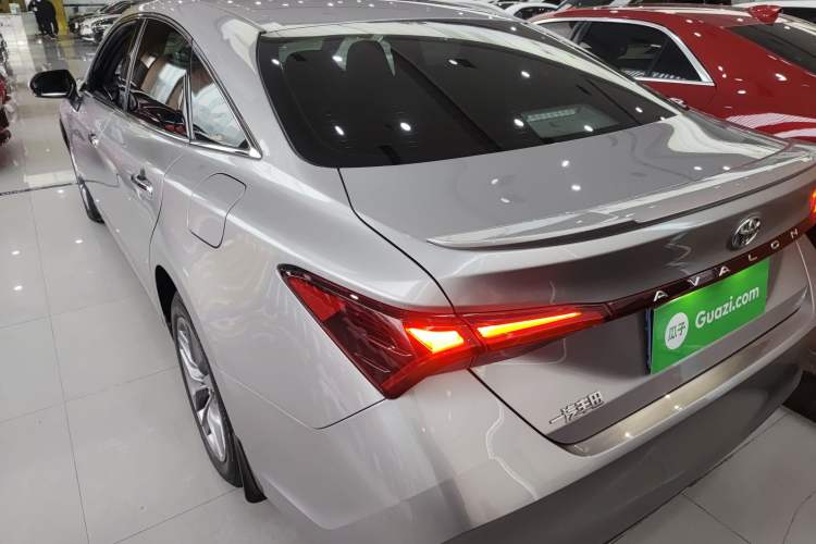 Used Toyota Avalon 2022 2.5L Ambition Edition Rear Left 45 Deg