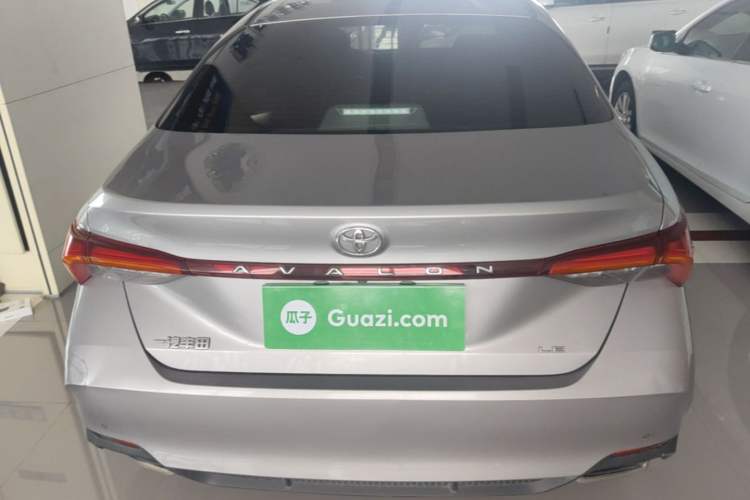Used Toyota Avalon 2022 2.0L XLE Premium Edition Rear