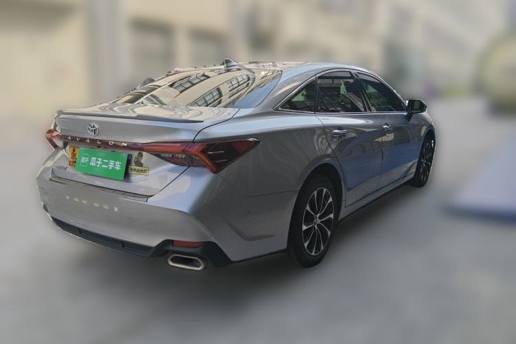 Used Toyota Avalon 2022 2.5L Luxury Edition Rear Right 45 Deg