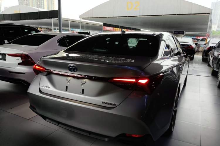 Used Toyota Avalon 2022 Dual-Engine 2.5L Luxury Edition Rear Right 45 Deg